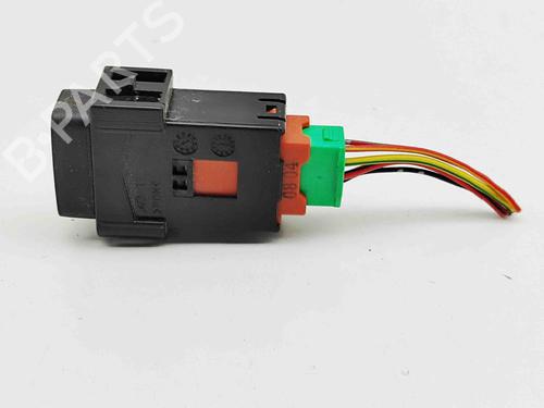 Switch SUZUKI GRAND VITARA II (JT, TE, TD) 2.4 All-wheel Drive (JT424, JB424, TDA4) | BP29570004I30 
