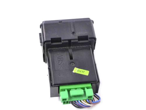 Switch LAND ROVER DISCOVERY SPORT (L550) 2.0 D 4x4 | BP30212711I30