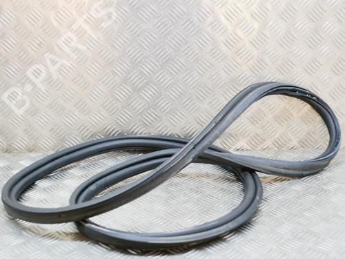Used Rubber door seal TESLA MODEL 3 (5YJ3) EV AWD (441 hp) 27758223