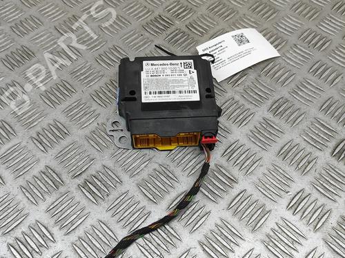 Used ECU airbags ECU airbags MERCEDES-BENZ VITO Tourer (W447) 114 CDI / 114 BlueTEC (447.701, 447.703, 447.705) (136 hp) 26142075 26142075
