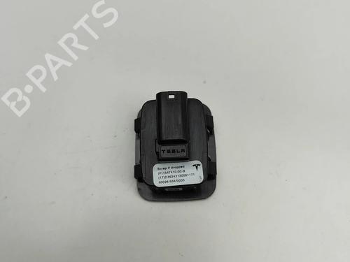 Switch TESLA MODEL Y (5YJY) EV | BP27794774I30 - Image 2