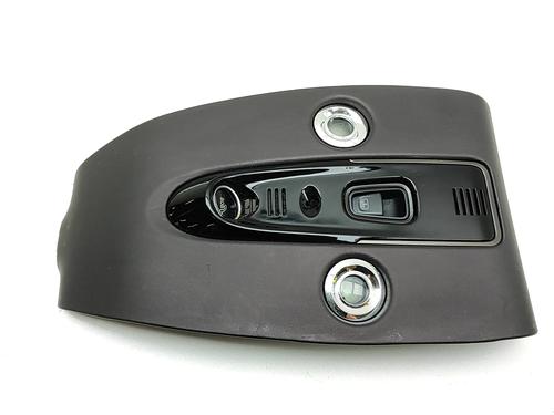 Luz interior ASTON MARTIN DBX 4.0 All-wheel Drive | BP36809557I8 - Image 3