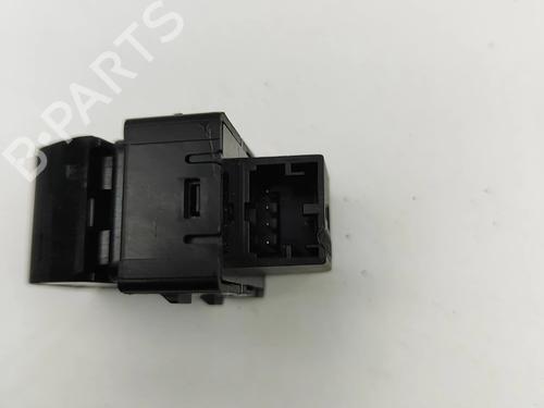 Left rear window switch AUDI Q3 (F3B) 35 TFSI | BP27789928I29  - Image 5