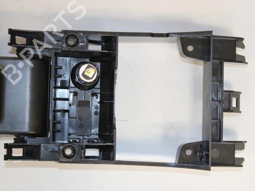 Armrest / Center console VOLVO V60 I (155) D2 | BP33381024I20 - Image 6
