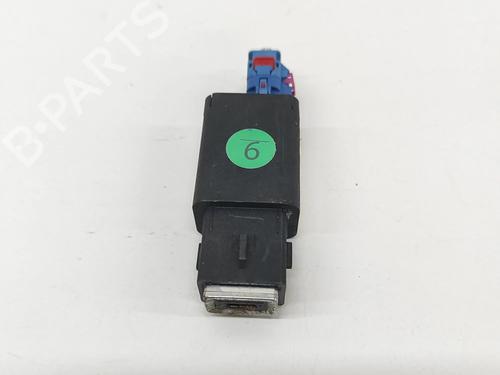 Used Electronic module PEUGEOT 408 II (FP_, F3_, FM_) PureTech 130 (FPHNST) (131 hp) 28434114