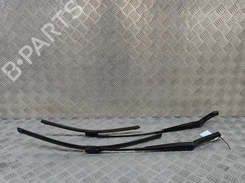 Used Front windshield wiper arm VW PASSAT B8 Variant (3G5, CB5) 2.0 TDI (150 hp) 26441695