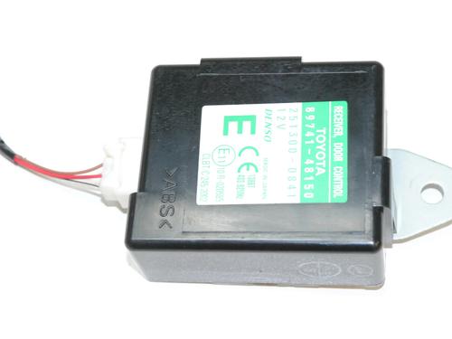 Module électronique LEXUS RX (_U3_) 300 (MCU35_, MCU35R) (204 hp) 9865926