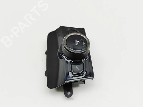 Switch ASTON MARTIN DBX 4.0 All-wheel Drive | BP36809574I30 - Image 4