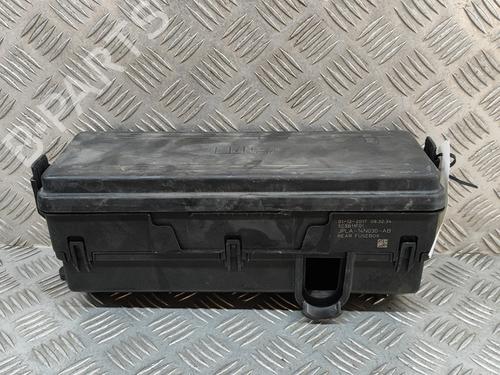 Used Fuse box LAND ROVER RANGE ROVER SPORT II (L494) 3.0 SDV6 4x4 (306 hp) 28550511