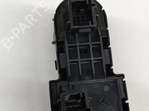 Right front window switch CITROËN C5 AIRCROSS (A_) 1.5 BlueHDi 130 (ACYHZJ, ACYHZR) | BP28552438I26