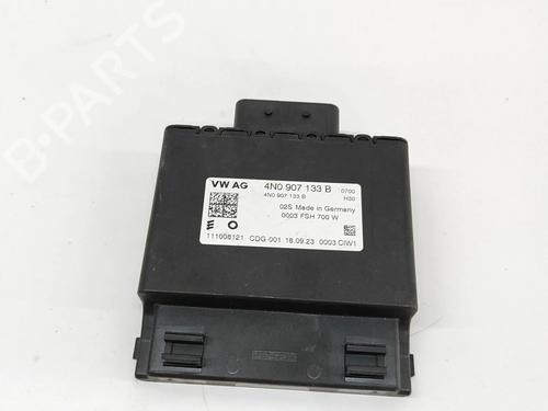 Used Electronic module Electronic module VW TOUAREG (CR7, RC8) 3.0 TDI 4motion (286 hp) 27315196 27315196