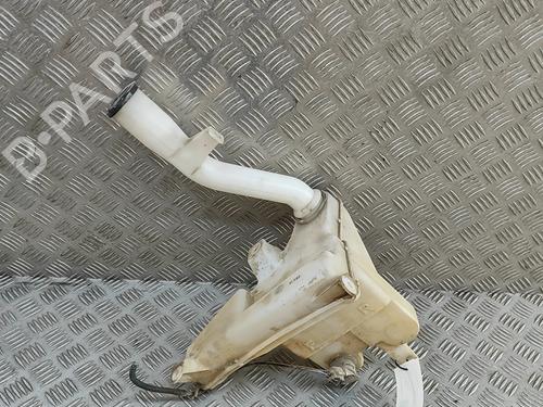 windscreen-washer-tank-toyota-hilux-vii-pickup-_n1_-_n2_-_n3_-2004-2005-2006-2007-2008-2009-2010-2011-2012-2013-2014-2015-2016-28171800 main image