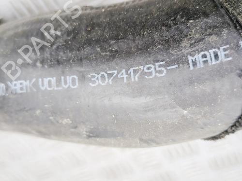 Intercooler pipe VOLVO V60 I (155) D3 | BP38329195M127 - Image 6