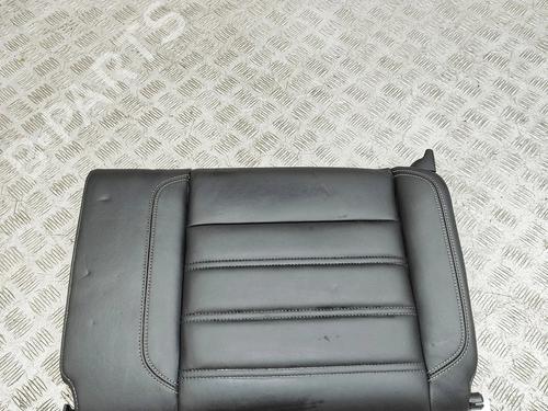 rear-seat-porsche-911-992-2018-33270722 main image