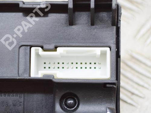 Fuse box BMW 3 (G20, G80, G28) 320 i | BP10187381E1 