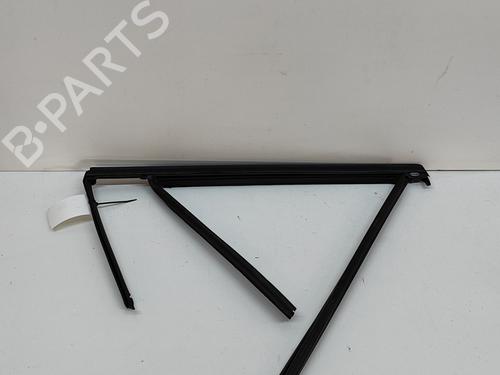 Used Door moulding trim VOLVO S60 III (224) T6 Twin Engine AWD (340 hp) 27777114