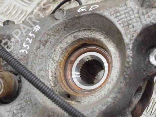 Right rear steering knuckle LAND ROVER DISCOVERY SPORT (L550) 2.0 D 4x4 | BP14639693M28