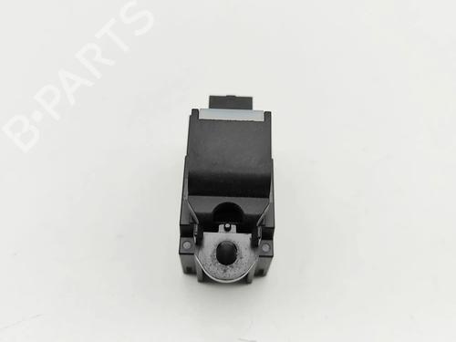 right-rear-window-switch-land-rover-discovery-v-l462-2016-30130961 main image