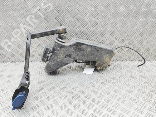 Used Windscreen washer tank Windscreen washer tank 37722390 37722390