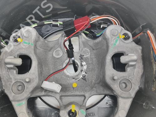 Steering wheel FIAT 500L (351_, 352_) 1.4 (199LYB1B) | BP25218051C49 