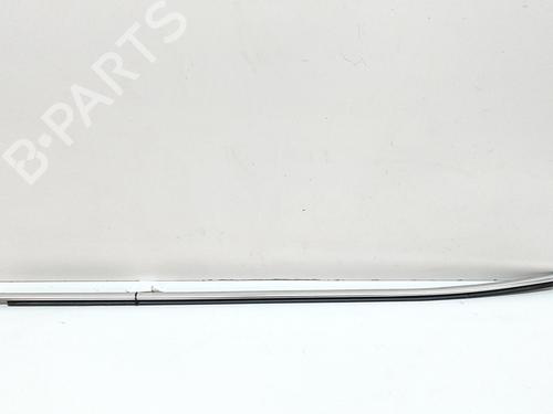 Używane Listwa drzwi SKODA ENYAQ iV SUV (5AZ) 60 (179 hp) 27796857
