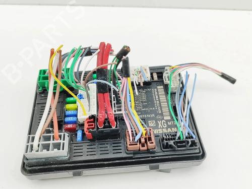 Fuse box RENAULT MASTER III Van (FV) 2.3 dCi 130 FWD (FV0M, FV0Y, FV0J, FV02, FV03) | BP39472900E1 - Image 3