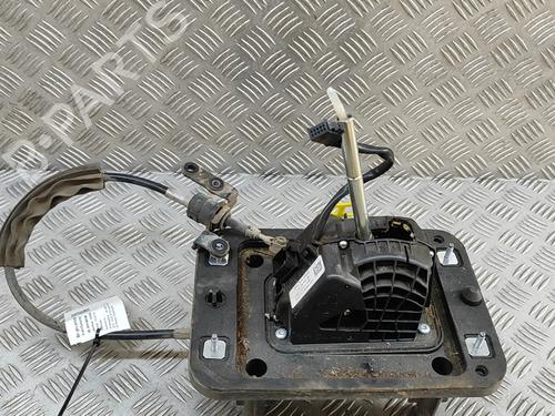 Used Gear lever VW AMAROK (2HA, 2HB, S1B, S6B, S7A, S7B) 3.0 TDI 4motion (224 hp) 27608120
