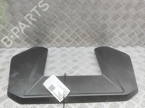 Used Upper protection Upper protection PEUGEOT 2008 II (UD_, US_, UY_, UJ_, UR_, UC_) e-2008 (UKZKXZ) (136 hp) 33798215 33798215