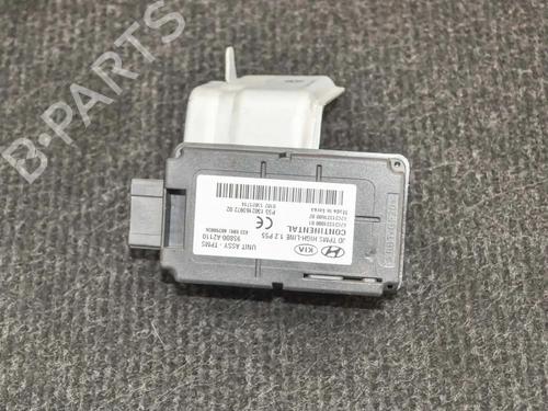 Used Electronic module KIA CEE'D (JD) 1.4 CVVT (100 hp) 6751501