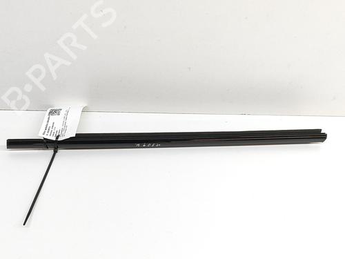 Used Door moulding trim TOYOTA C-HR (_X2_, _H2_) Hybrid (197 hp) 27781054