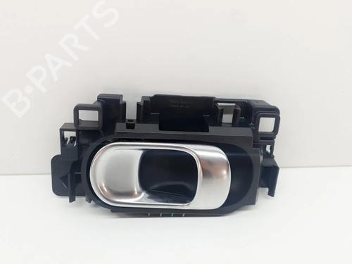 Used Front right interior door handle Front right interior door handle CITROËN C3 III (SX) 1.2 VTi 82 (82 hp) 6769205 6769205