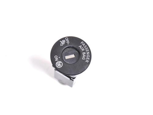 Used Switch NISSAN X-TRAIL III (T32_, T32R, T32RR) 1.6 dCi (T32) (130 hp) 30216851