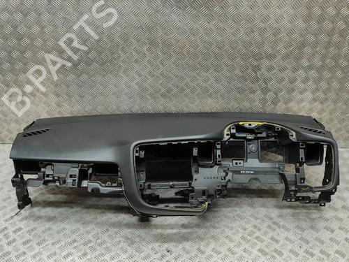 Used Dashboard Dashboard MITSUBISHI OUTLANDER III (GG_W, GF_W, ZJ, ZL, ZK) 2.2 Di-D 4WD (GF6W) (150 hp) 33376579 33376579