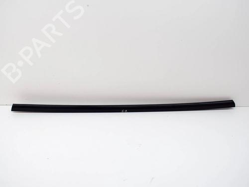 Dørliste Dørliste TESLA MODEL 3 (5YJ3) EV AWD (351 hp) 27756826 27756826