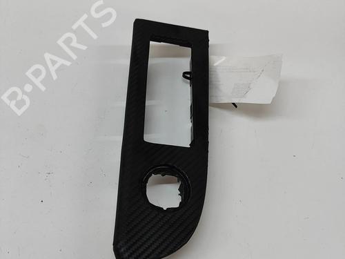 Used Middle console JEEP GRAND CHEROKEE III (WH, WK) 3.0 CRD 4x4 (218 hp) 28154296