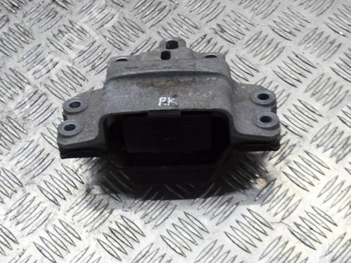 Used Engine mount Engine mount VW TIGUAN (5N_) 2.0 TDI (140 hp) 8842190 8842190
