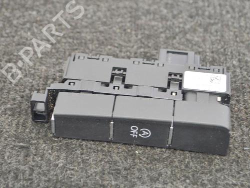 Used Switch VW GOLF VII (5G1, BQ1, BE1, BE2) 1.4 TSI (125 hp) 6750887
