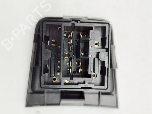 Switch MITSUBISHI OUTLANDER III (GG_W, GF_W, ZJ, ZL, ZK) 2.4 Hybrid 4WD (GG3W) | BP31903236I30