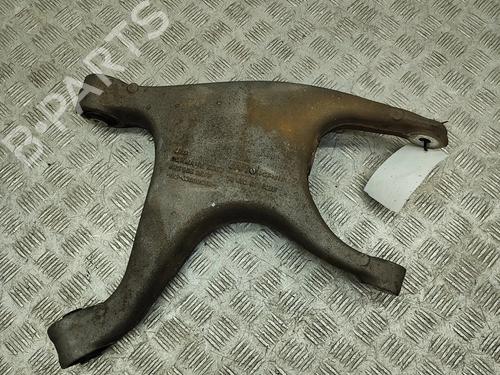Used Right rear suspension arm Right rear suspension arm 29392020 29392020