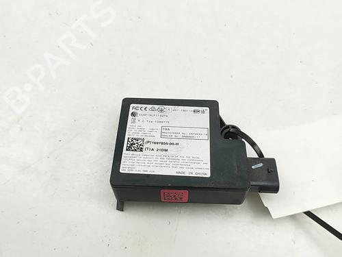 Used Electronic module Electronic module TESLA MODEL 3 (5YJ3) EV AWD (351 hp) 33392378 33392378