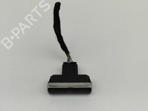 warning-switch-ford-s-max-wa6-2006-2007-2008-2009-2010-2011-2012-2013-2014-27331257 main image