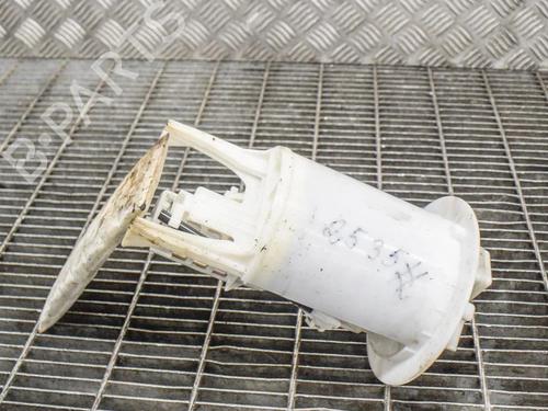 Used Fuel pump TOYOTA YARIS (_P13_) 1.0 (KSP130_, KSP130) (69 hp) 6760307