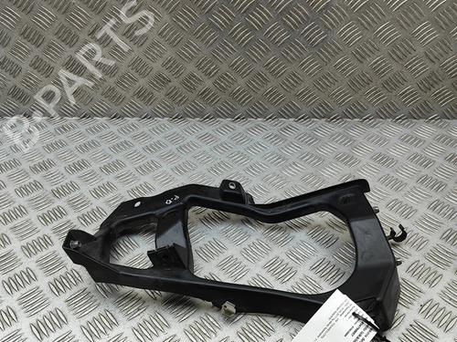 Used Right headlight support Right headlight support VW TOUAREG (7P5, 7P6) 3.0 V6 TDI (262 hp) 33400502 33400502