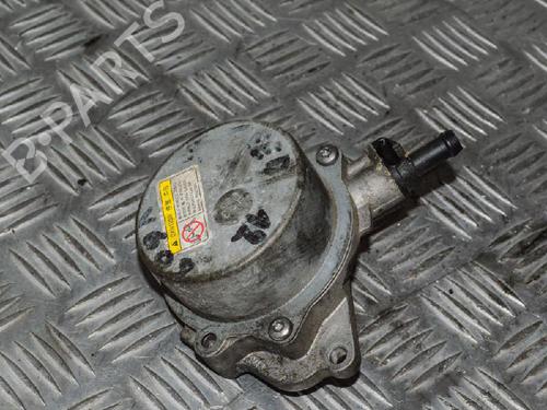 Used Vacuum pump KIA CEE'D (JD) 1.6 CRDi 110 (110 hp) 6715576