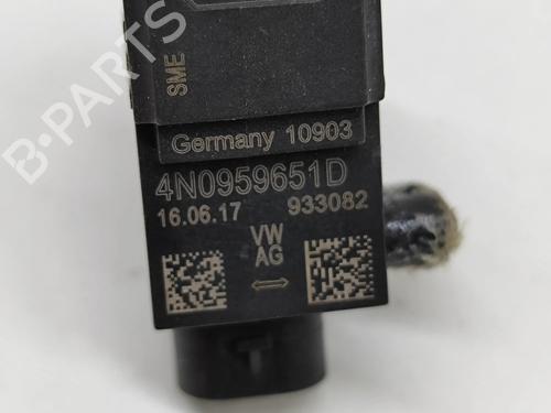 Electronic sensor AUDI Q5 (FYB, FYG) 2.0 TDI quattro | BP16258562M84