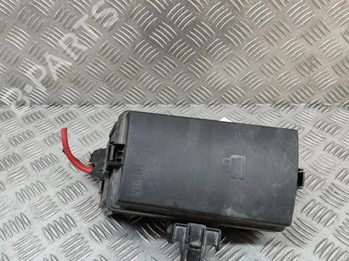 Used Fuse box Fuse box SKODA OCTAVIA III Combi (5E5, 5E6) 2.0 TDI (150 hp) 25906656 25906656
