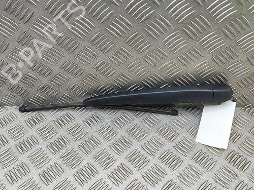 Used Rear windshield wiper arm Rear windshield wiper arm MERCEDES-BENZ GLA (H247) GLA 200 d (247.712) (150 hp) 33387931 33387931