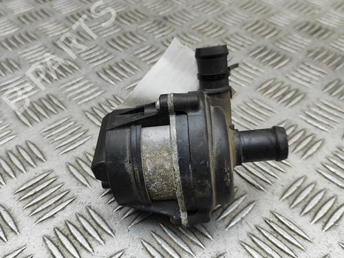 Used Auxiliary water pump LAND ROVER DISCOVERY V (L462) 3.0 Td6 4x4 (258 hp) 30130853