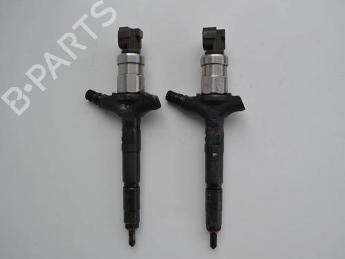 Used Injector OPEL SIGNUM Hatchback (Z03) 3.0 V6 CDTI (F48) (177 hp) 30220499