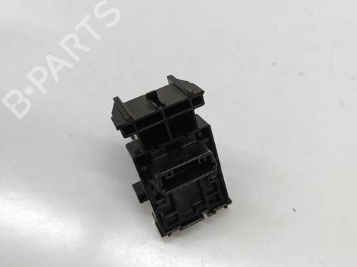 Left front window switch TOYOTA RAV 4 V (_A5_, _H5_) 2.5 Hybrid AWD (AXAH54, AXAL54) | BP33373603I27 - Image 4